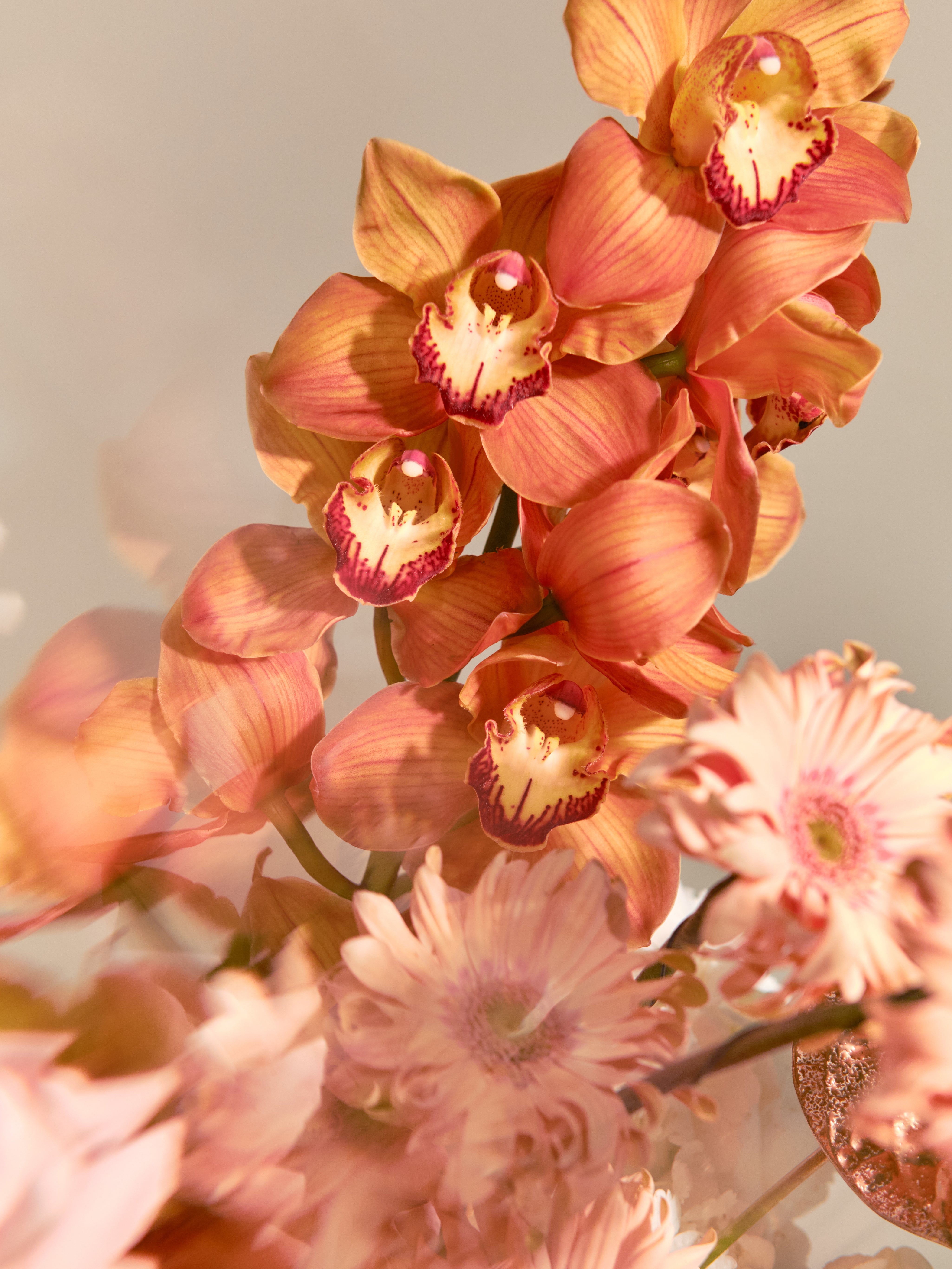 Vase 03 Autumn Blooms