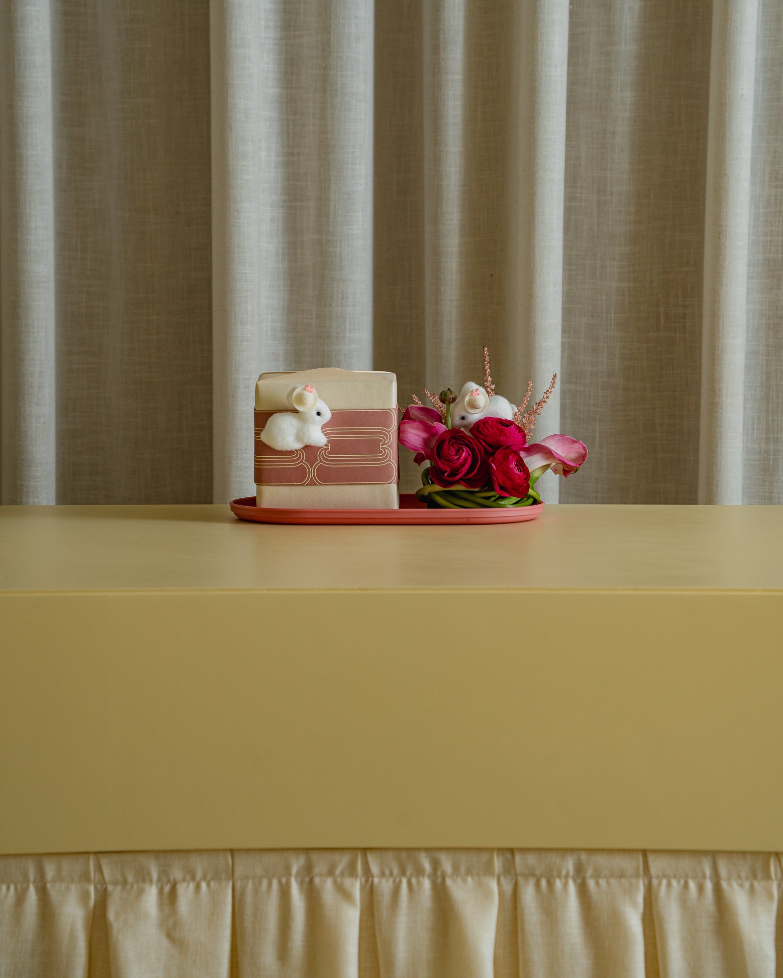 Pretty in Pink Gifting Tray Medium
