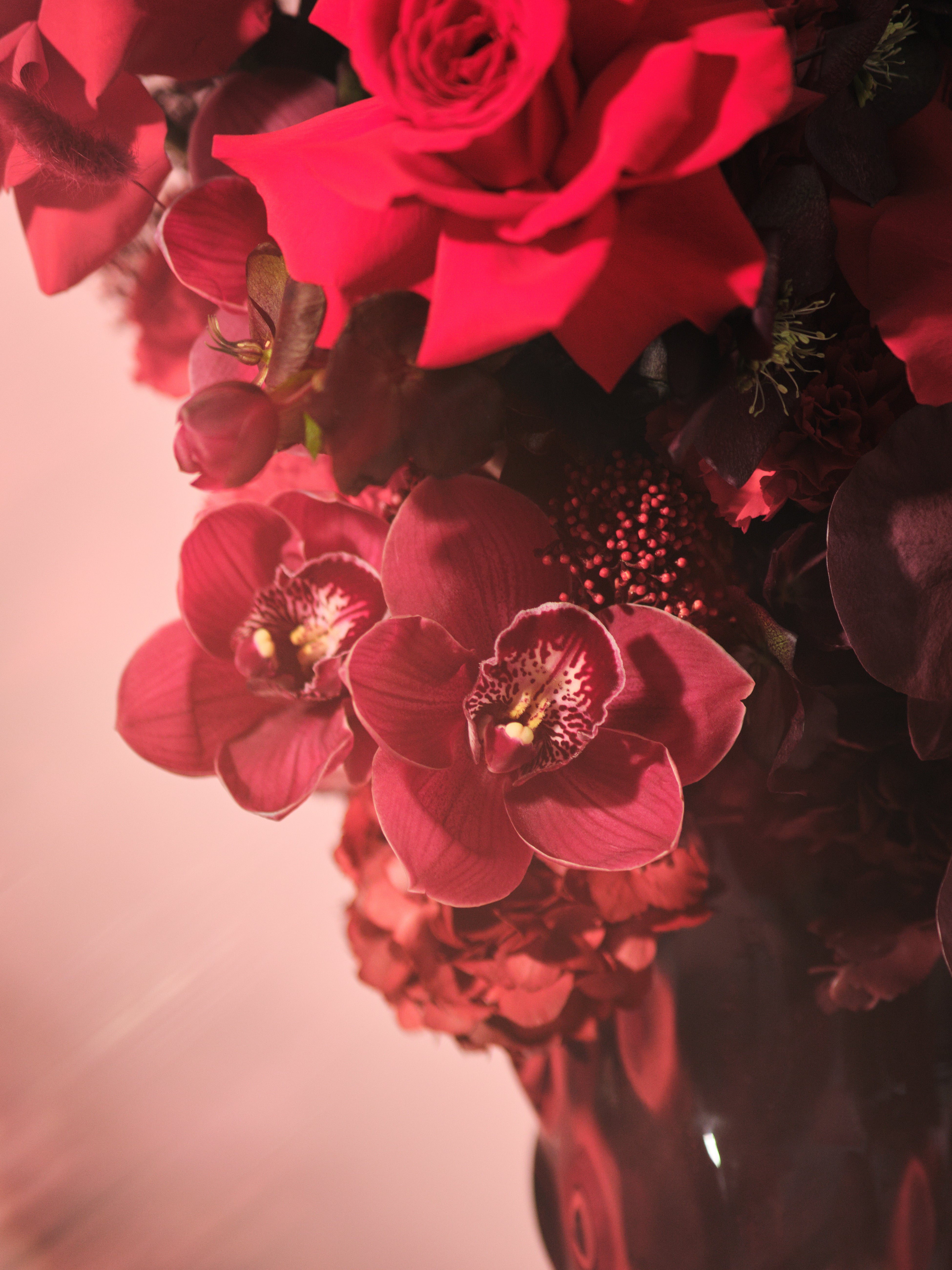 Rubra Vase Arrangement 02