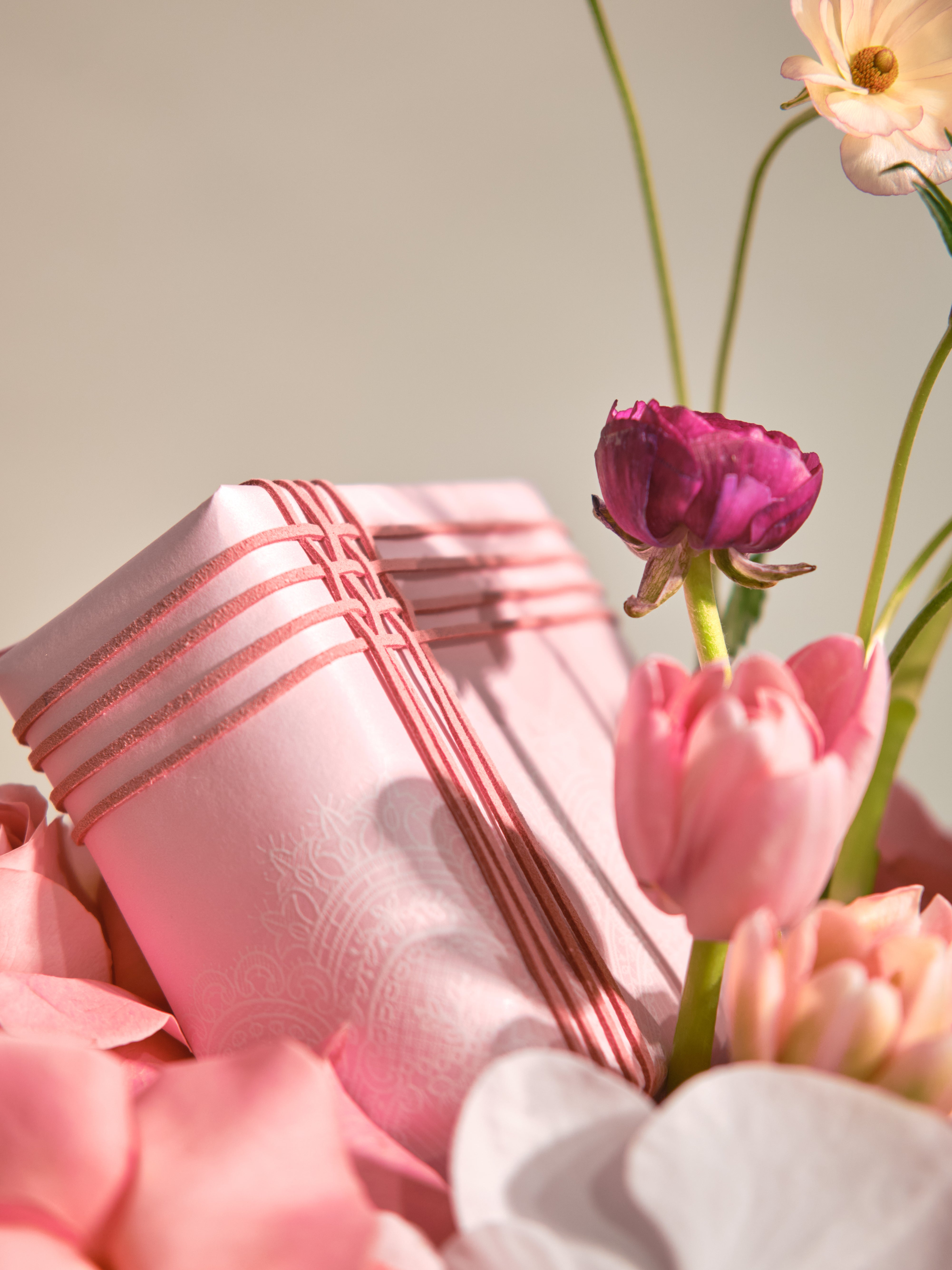 Gifting 02 Summer Blooms Tray