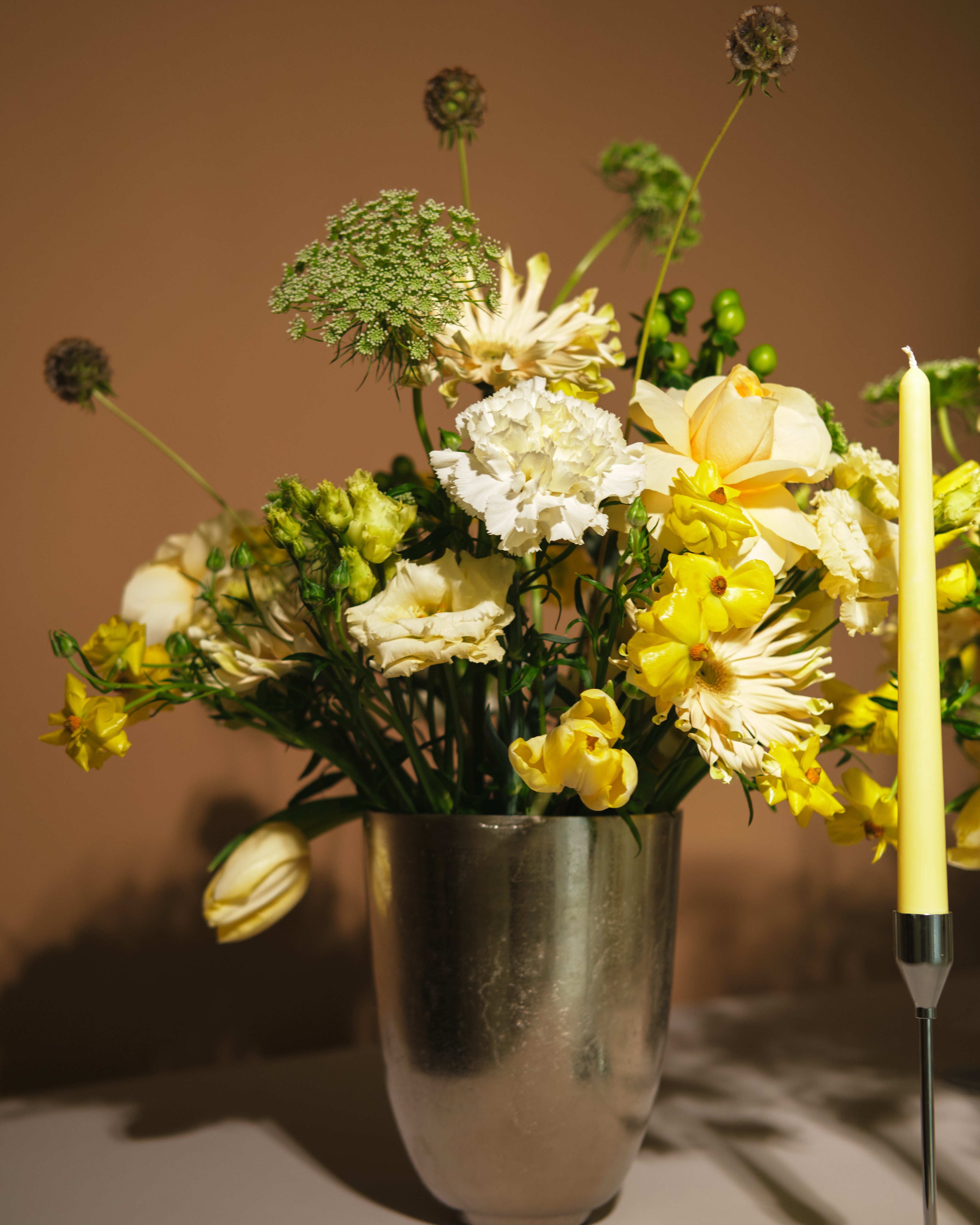 Daylight Mix Yellow Floral Centrepieces
