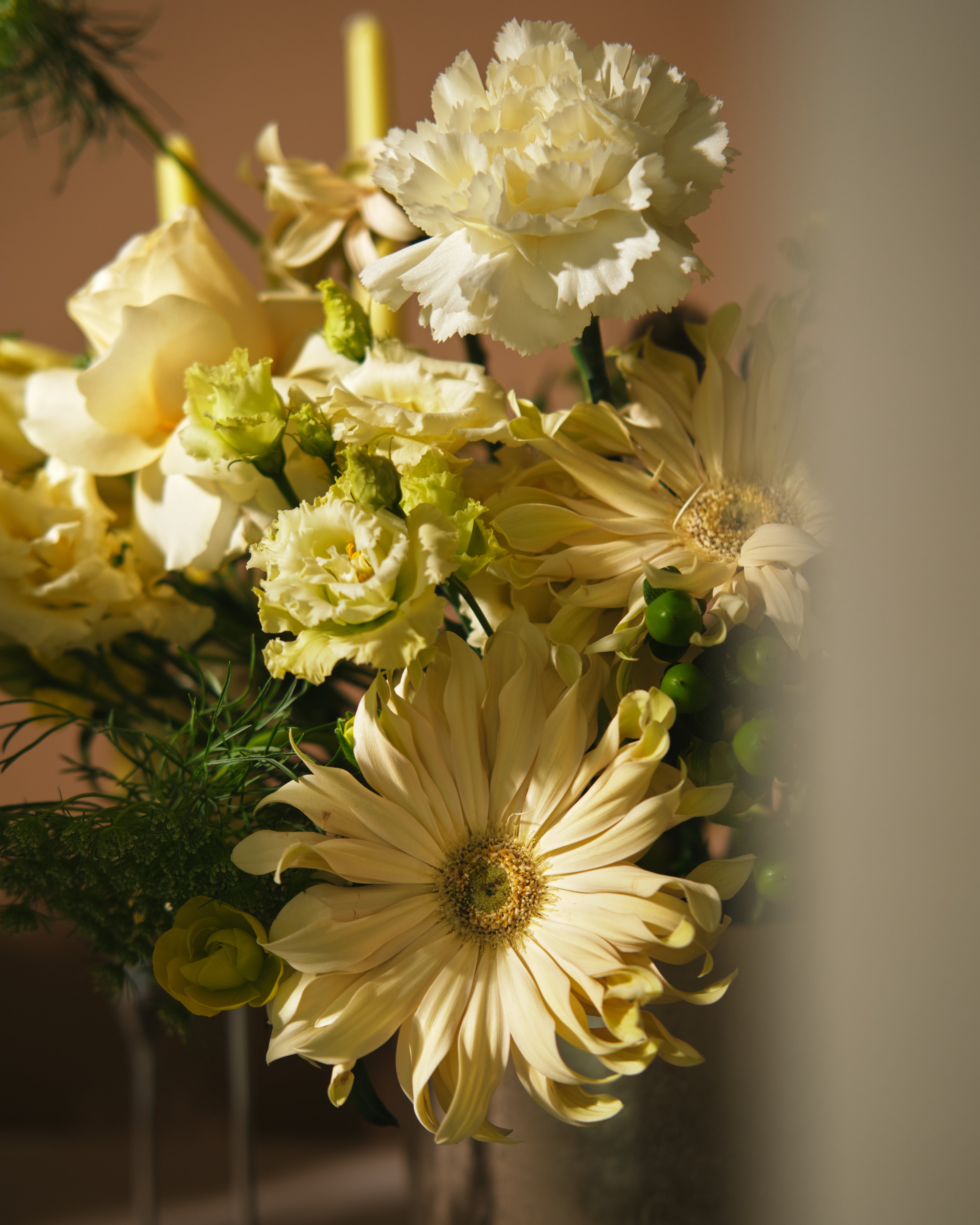 Daylight Mix Yellow Floral Centrepieces