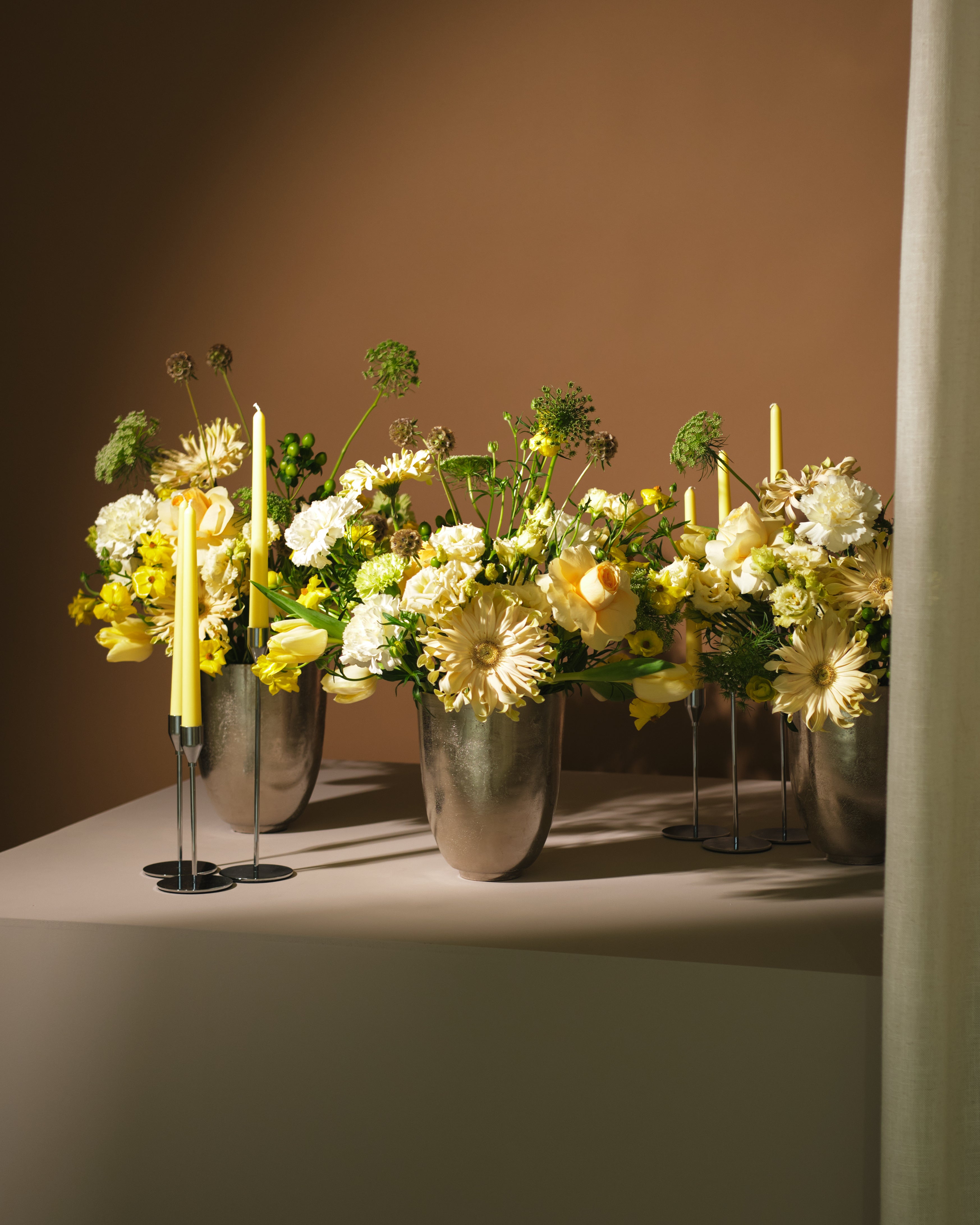 Daylight Mix Yellow Floral Centrepieces